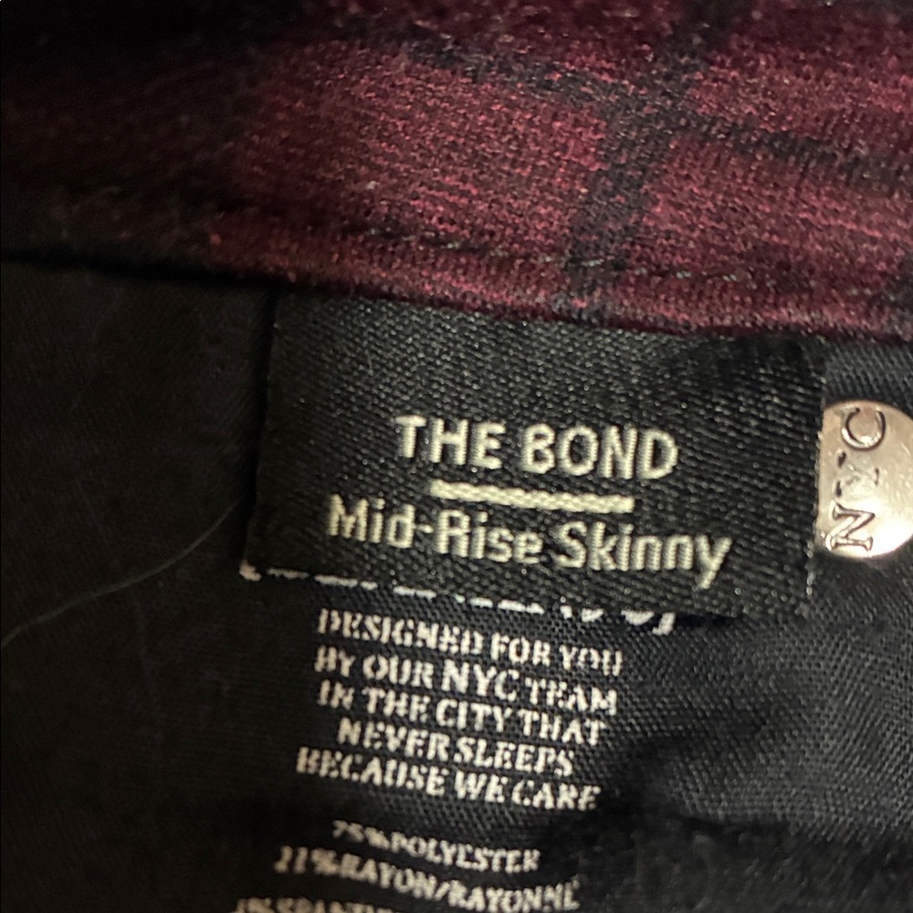 BLANK NYC "The Bond" Skinny Midrise Plaid Pants in Maroon & Black. 29 - Picture 12 of 17